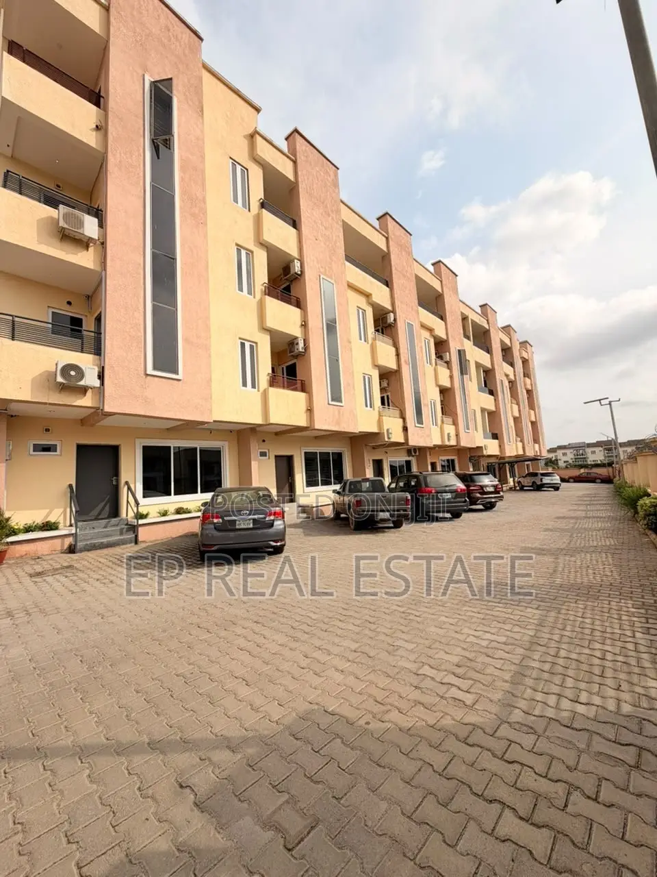 1bdrm Apartment in Gaduwa for sale in Gaduwa