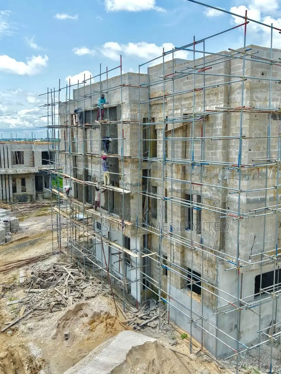 5bdrm Duplex in Garden City Estate., New Layout for sale in New Layout