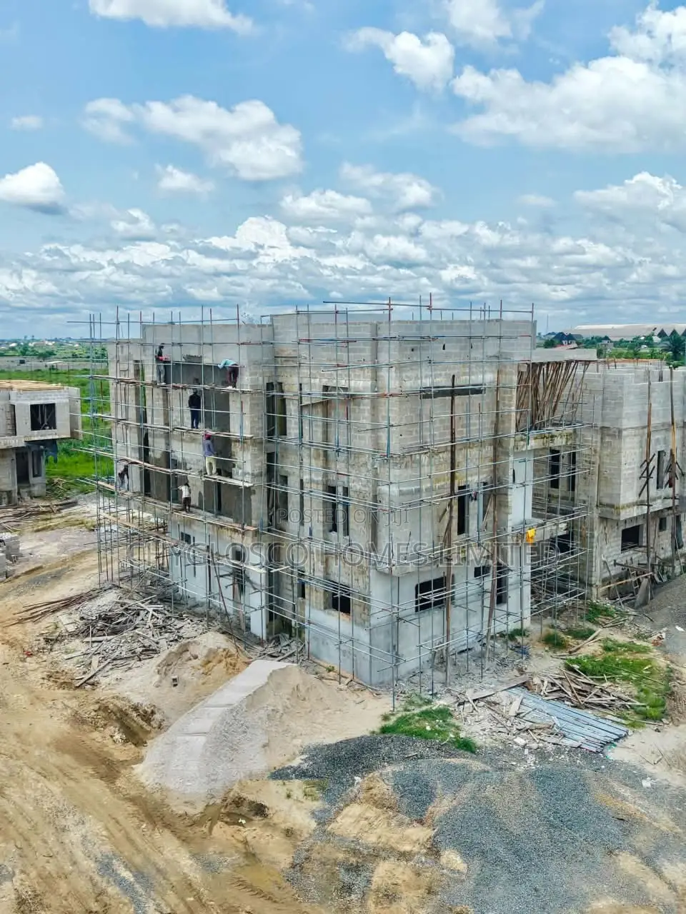 5bdrm Duplex in Garden City Estate., New Layout for sale in New Layout