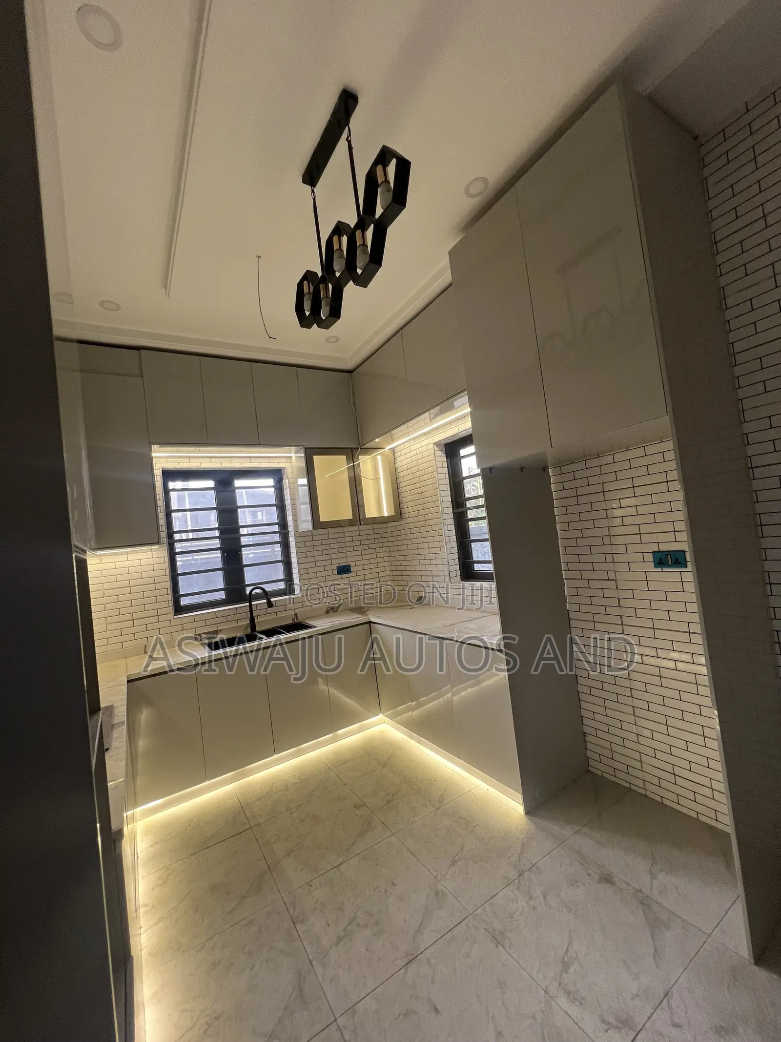 4bdrm Duplex in Abisogun Estate, Ogba for sale in Ogba