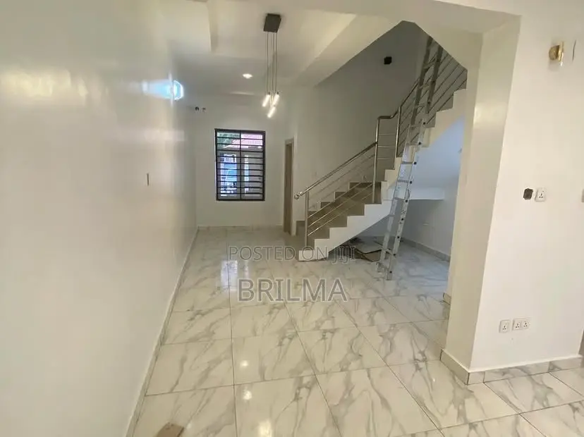 4bdrm Duplex in Wuye for rent in Wuye