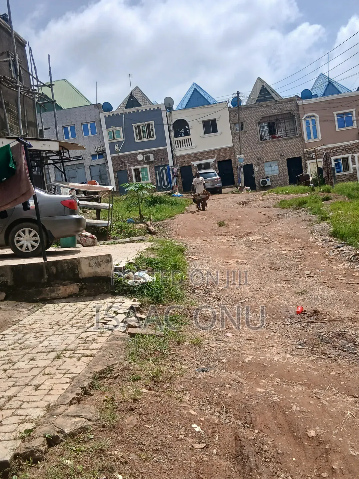 3bdrm Duplex in Apo Mechanic Estate for sale in Apo Resettlement