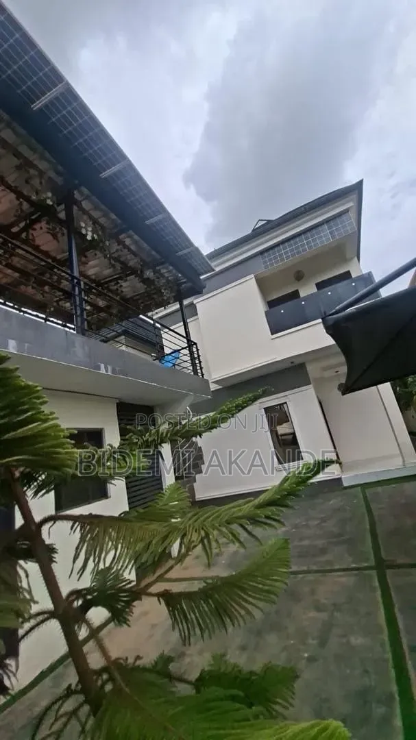 4bdrm Duplex in Obafemi-Owode for sale in Obafemi-Owode