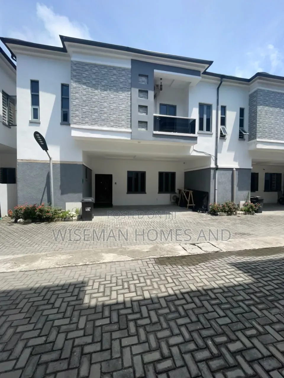 Mini Flat in Orchid Road Lekki for rent in Lekki Expressway