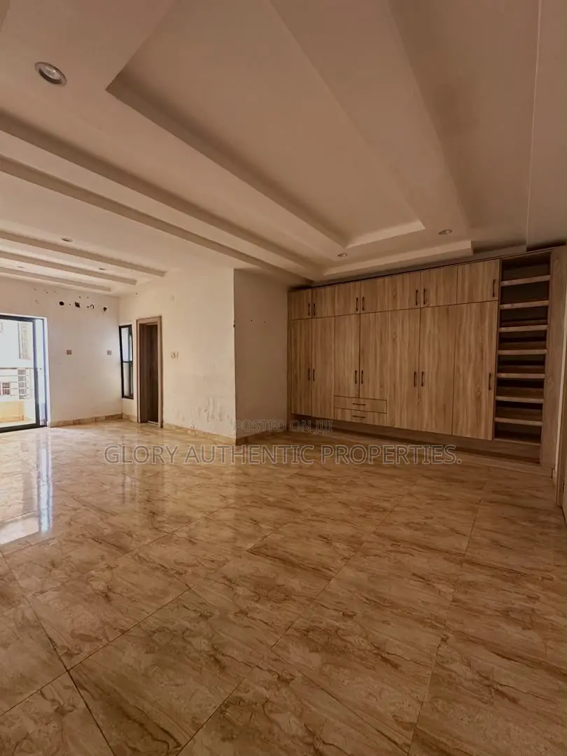 4bdrm Duplex in Mabushi for sale in Mabushi
