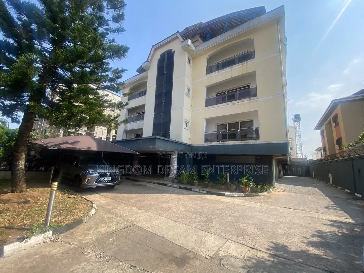 3bdrm Apartment in Park View Estate for sale in Parkview Estate