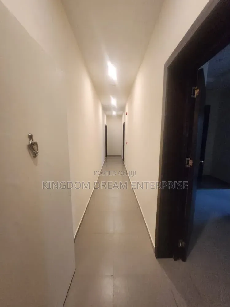 3bdrm Apartment in Park View Estate for sale in Parkview Estate