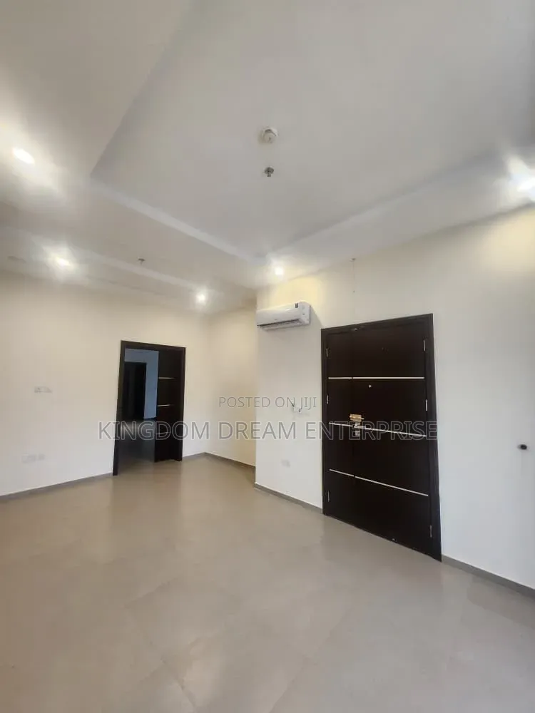 3bdrm Apartment in Park View Estate for sale in Parkview Estate