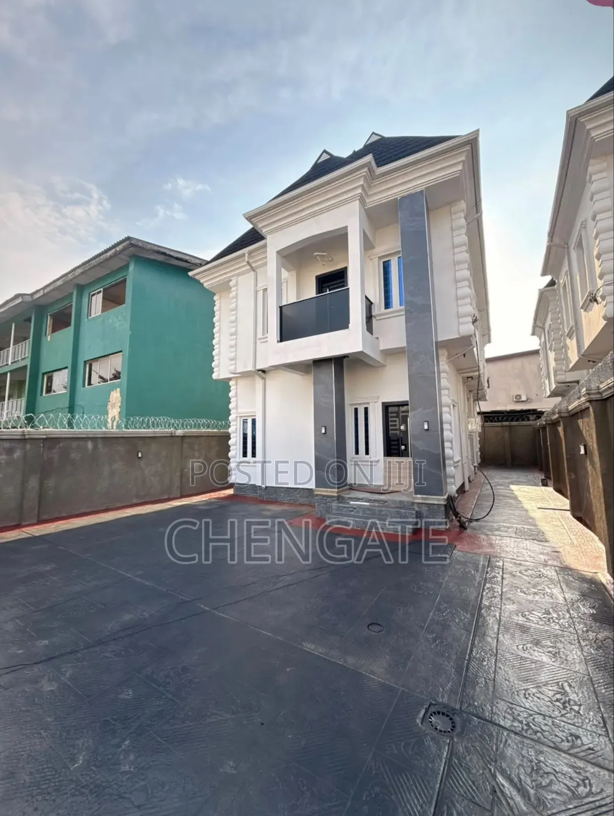 4bdrm Duplex in Abule Egba for sale in Abule Egba