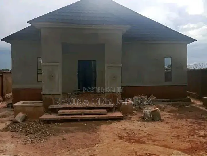 3bdrm Bungalow in Jos for sale in Jos