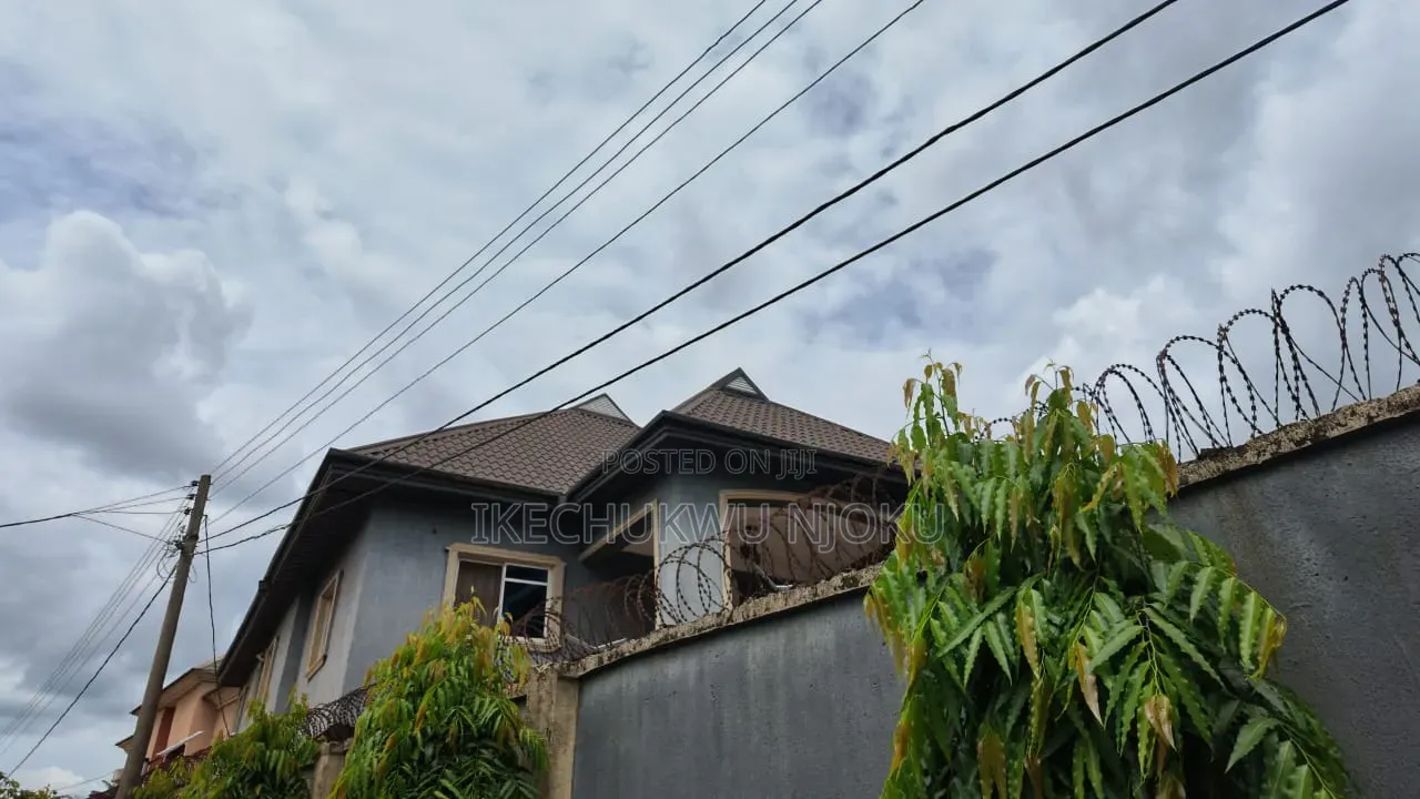 5bdrm Duplex in Umuahia for sale in Umuahia