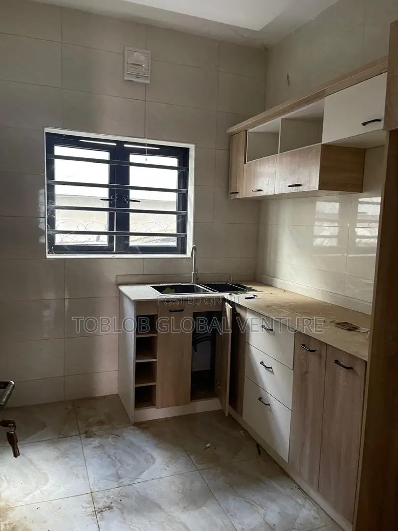 3bdrm Apartment in Oluyole for rent in Oluyole
