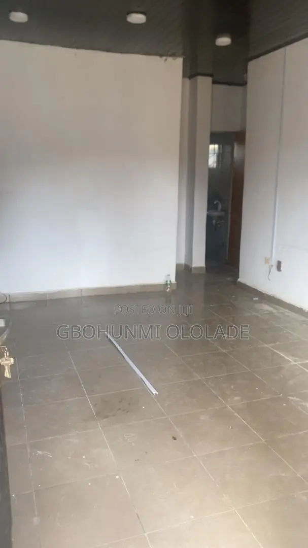 2bdrm Apartment in Sangotedo for sale in Sangotedo