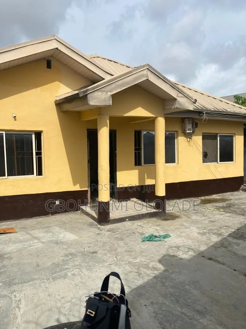 2bdrm Apartment in Sangotedo for sale in Sangotedo