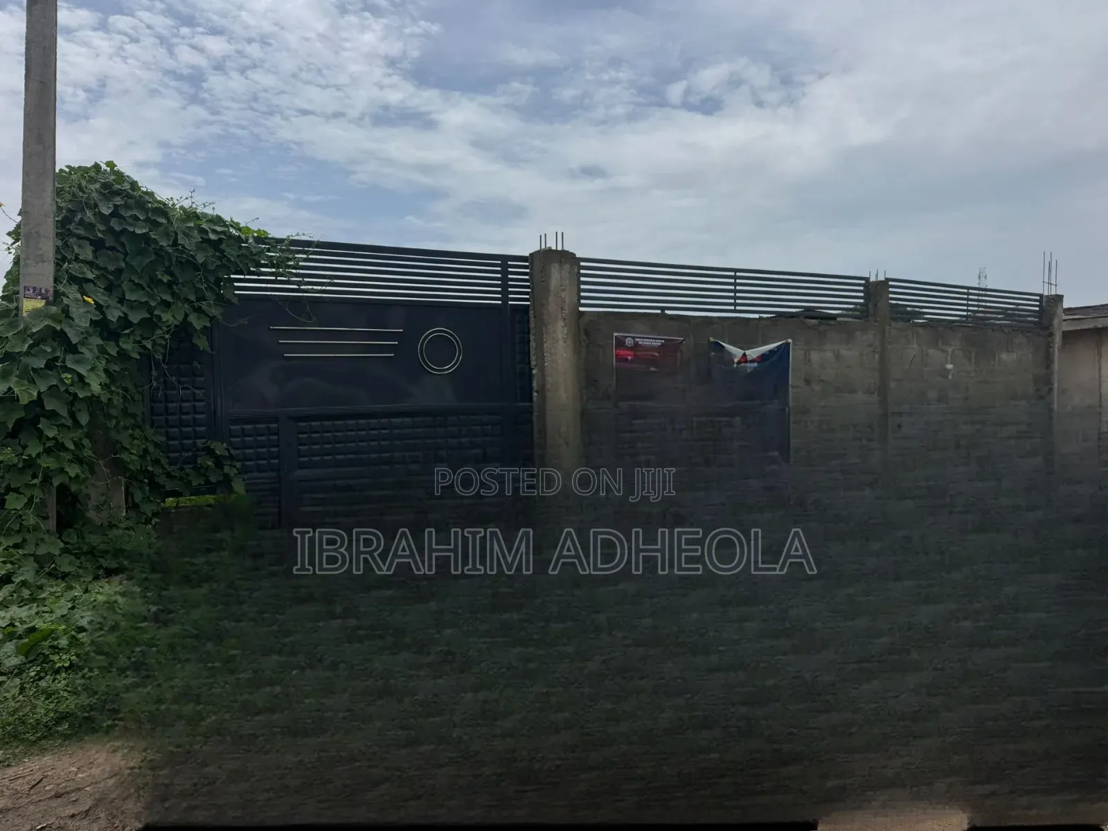 3bdrm Block of Flats in Fagba for sale in Fagba