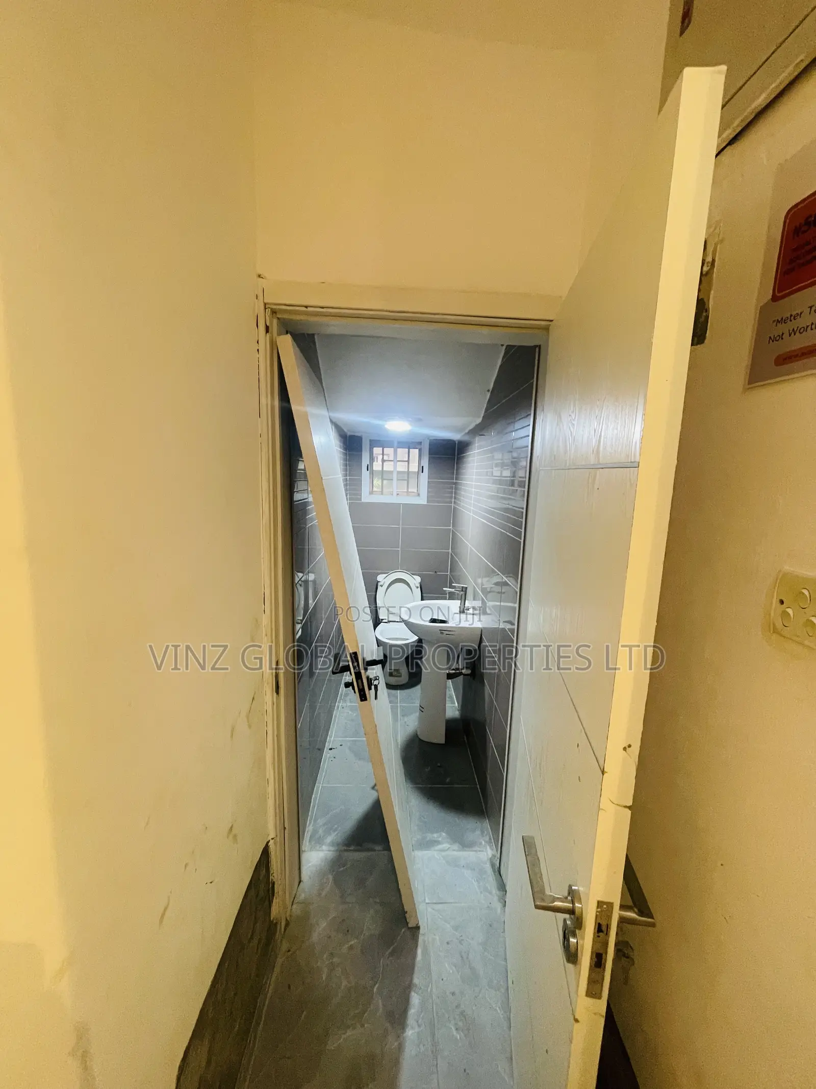 1bdrm Apartment in Lekki Phase 1 for rent in Lekki Phase 1