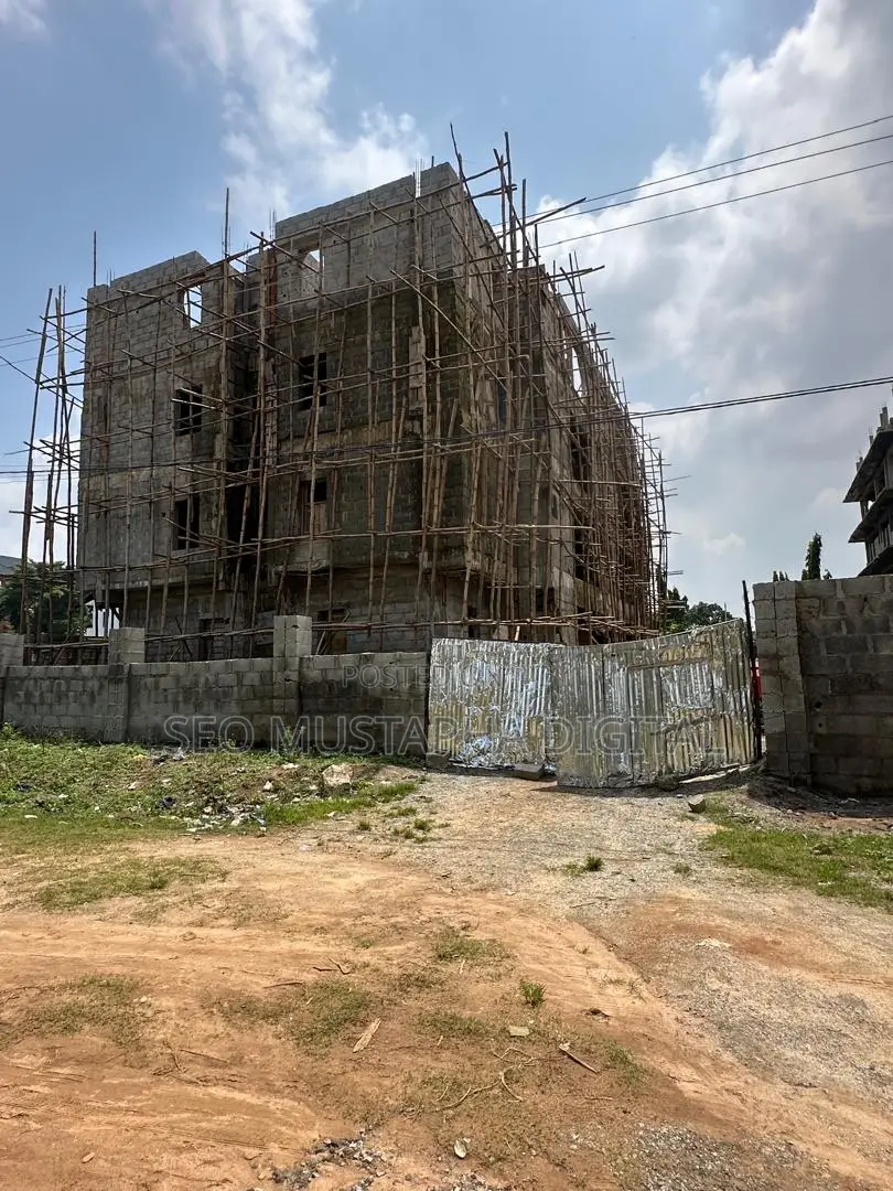 3bdrm Apartment in Life Camp for sale in Life Camp