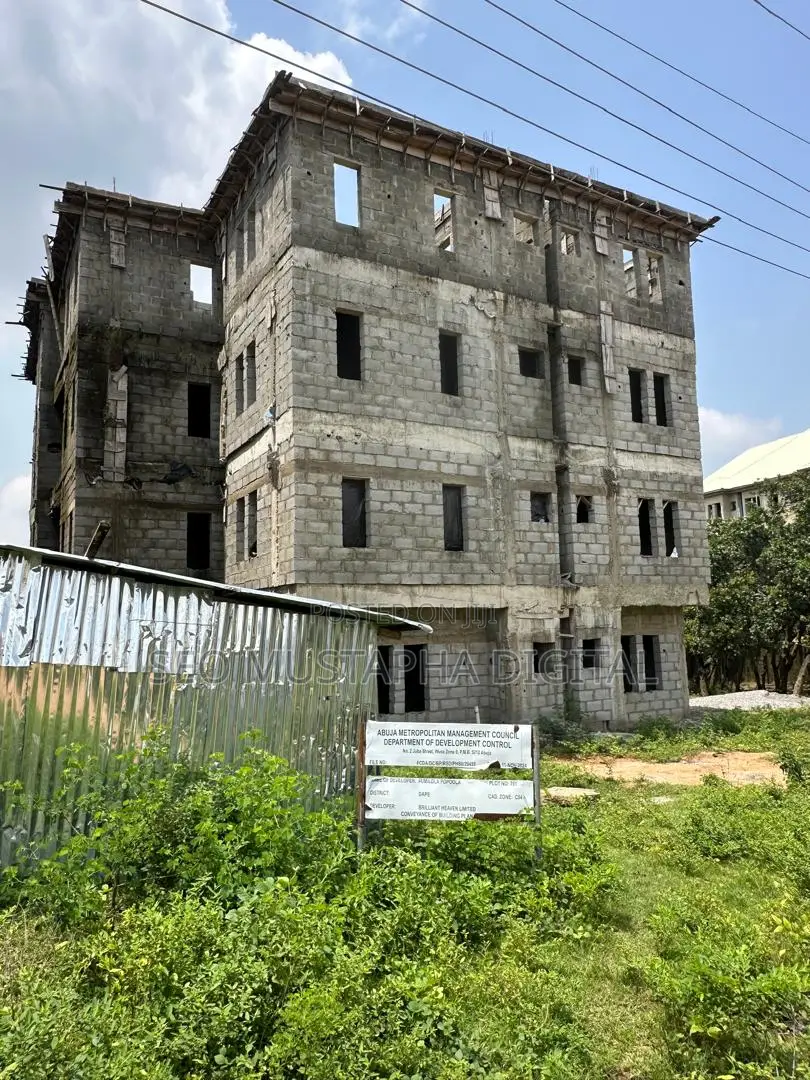 3bdrm Apartment in Life Camp for sale in Life Camp