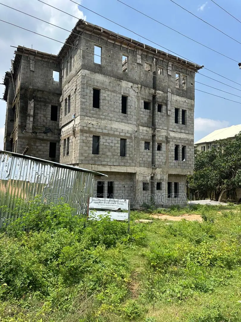 3bdrm Apartment in Life Camp for sale in Life Camp