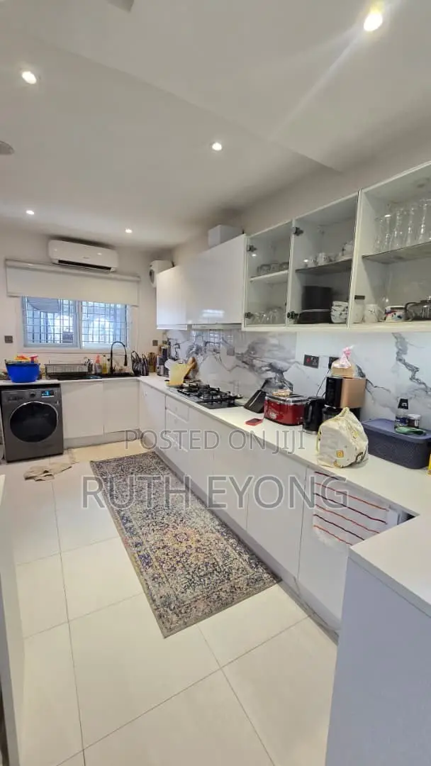 Furnished 4bdrm House in Lekki Phase 1 for rent in Lekki Phase 1