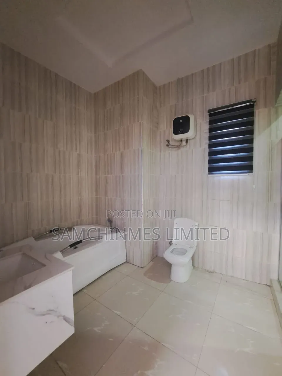 4bdrm Duplex in Chevron for rent in Chevron