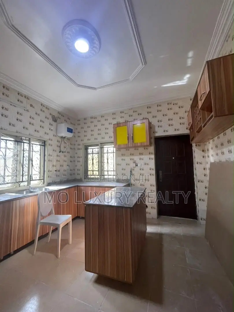 2bdrm Apartment in Ikate for rent in Ikate