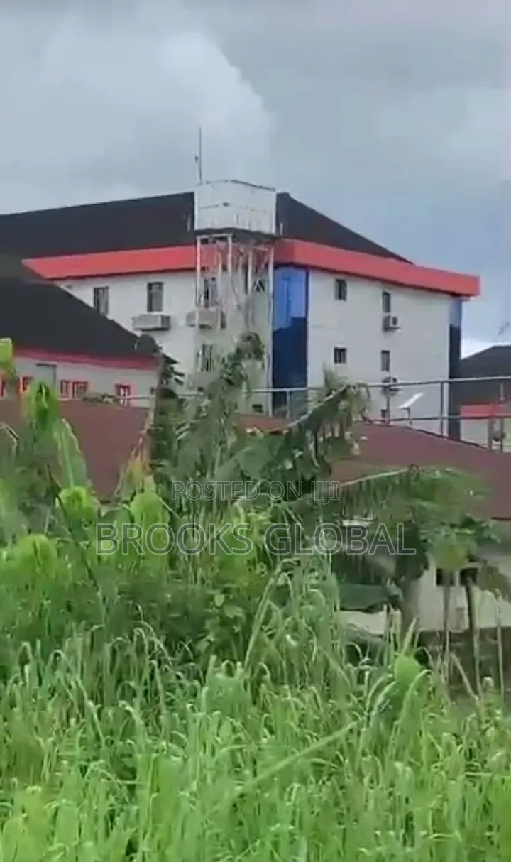 A Flat Land of 100/100 Feet Behind Wetland Hotel Ughelli for Sale in Ugheli