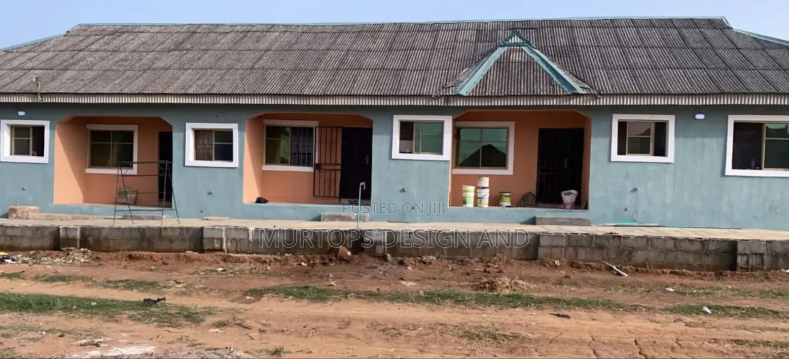 10bdrm Block of Flats in Ijede / Ikorodu for sale in Ijede / Ikorodu