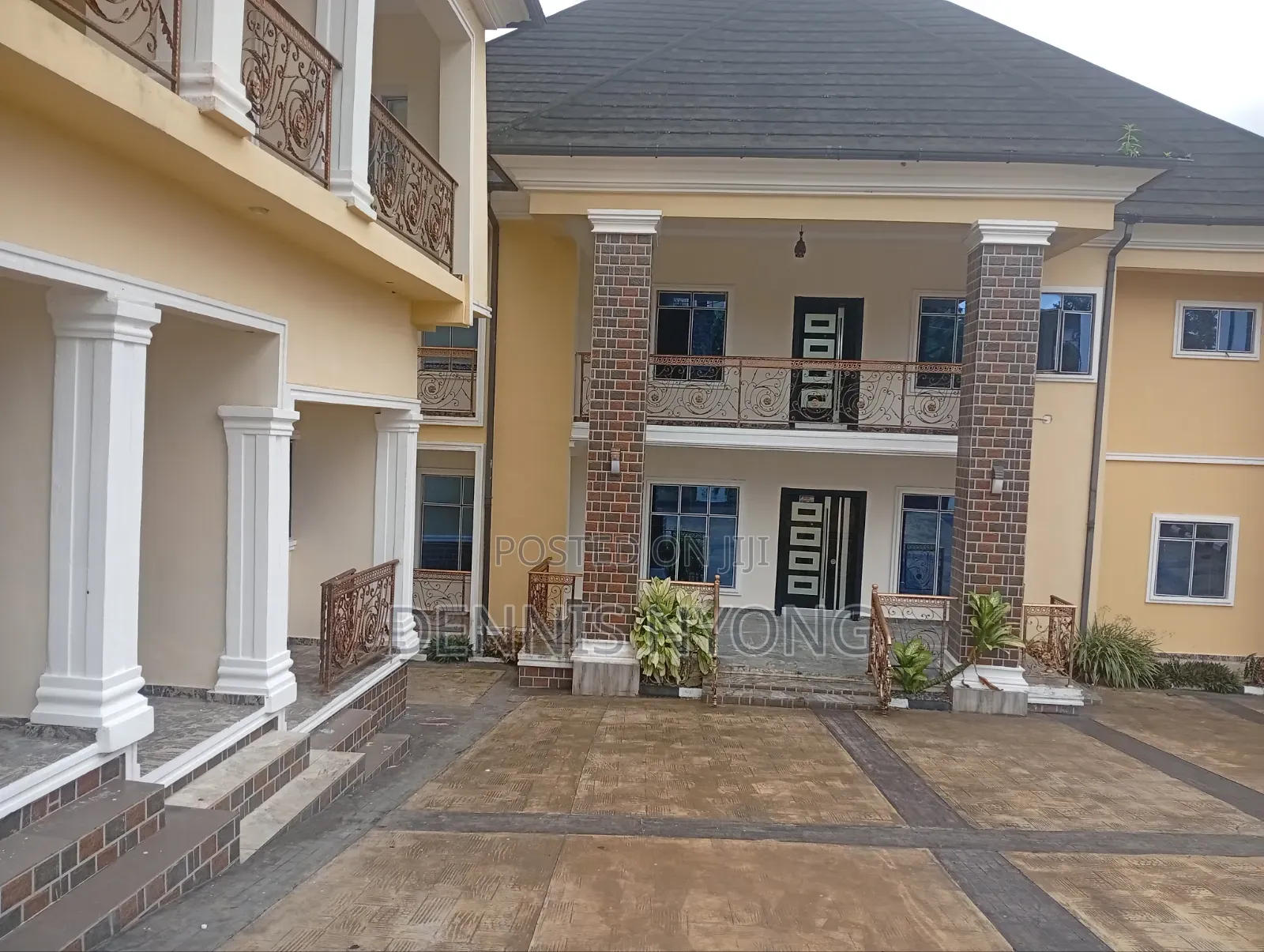 5bdrm Duplex in E1 Estate, Calabar for sale in Calabar