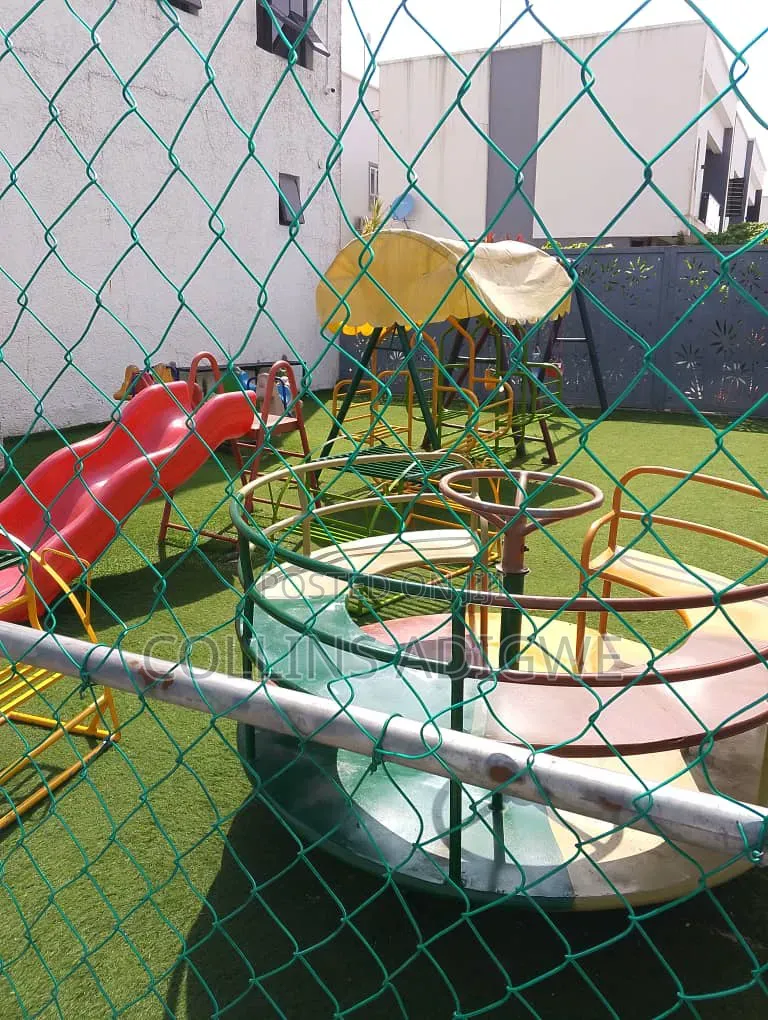 3bdrm Duplex in Service Estate for rent in Sangotedo