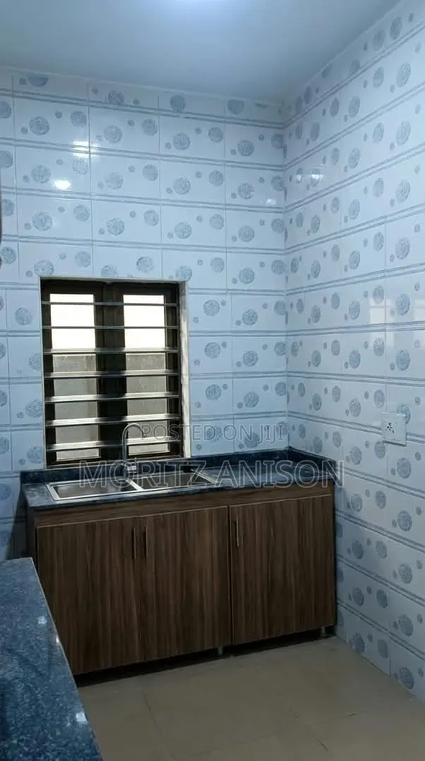 3bdrm Block of Flats in Trans-Ekulu, Enugu for rent in Enugu