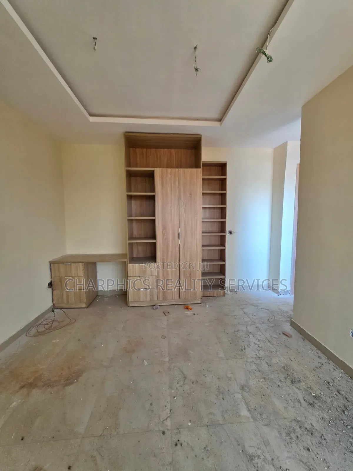 4bdrm Duplex in Mende for sale in Mende