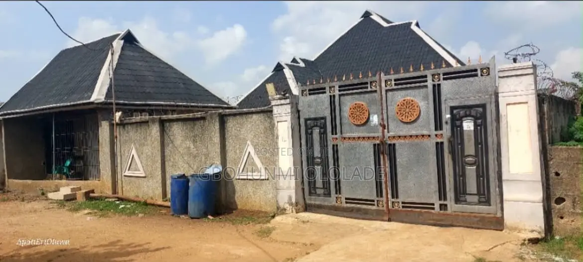 Mini Flat in Dominion Estate, Ijede / Ikorodu for sale in Ijede / Ikorodu