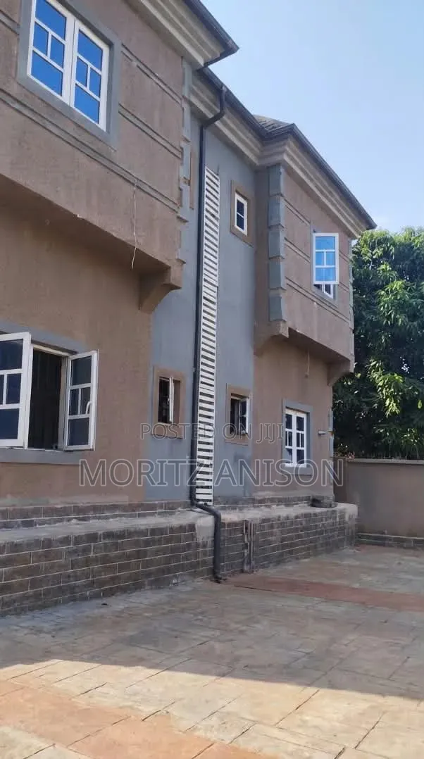2bdrm Block of Flats in Trans-Rodrome Layout, Enugu for sale in Enugu