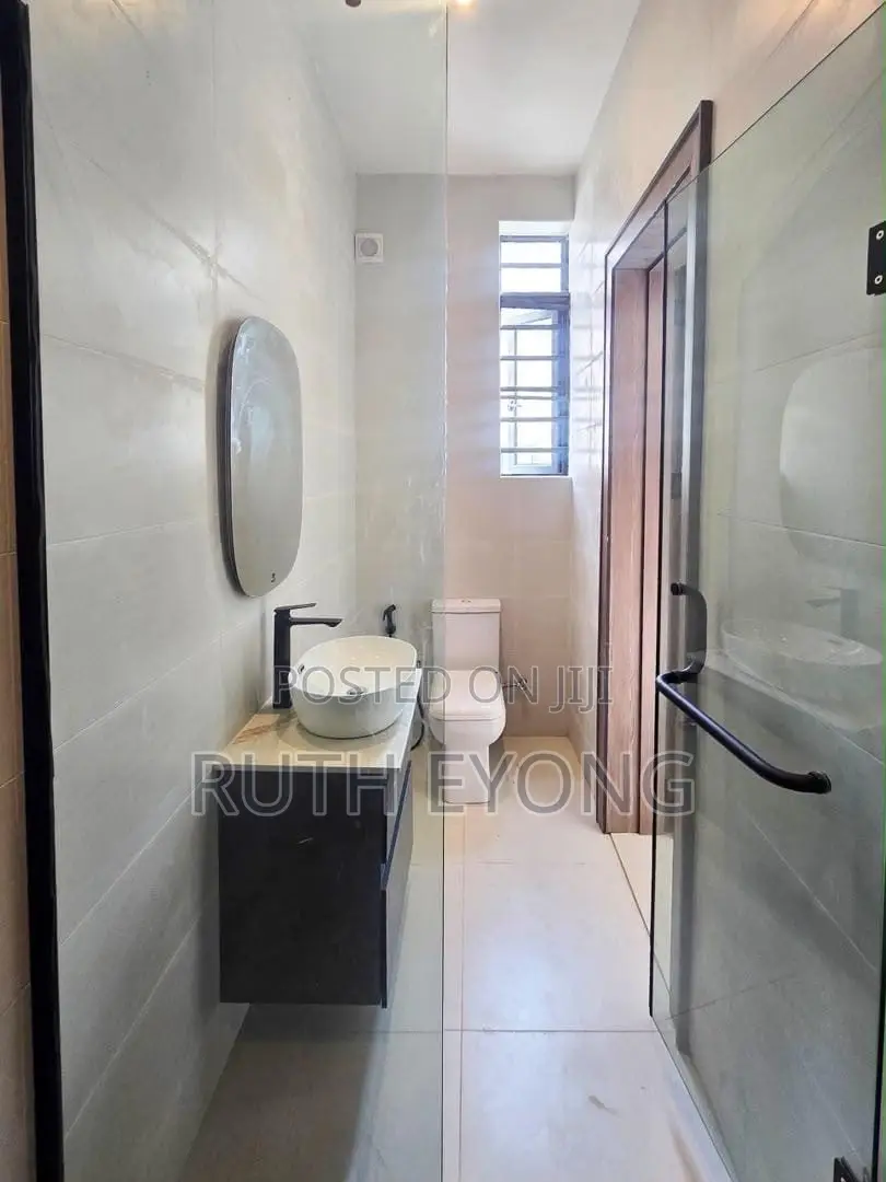 2bdrm Apartment in Osapa london for sale in Osapa london