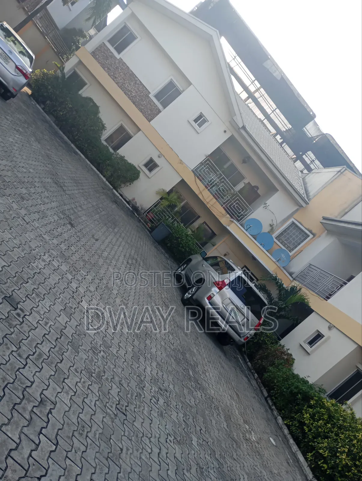 3bdrm Apartment in Lekki Phase 1 for rent in Lekki Phase 1