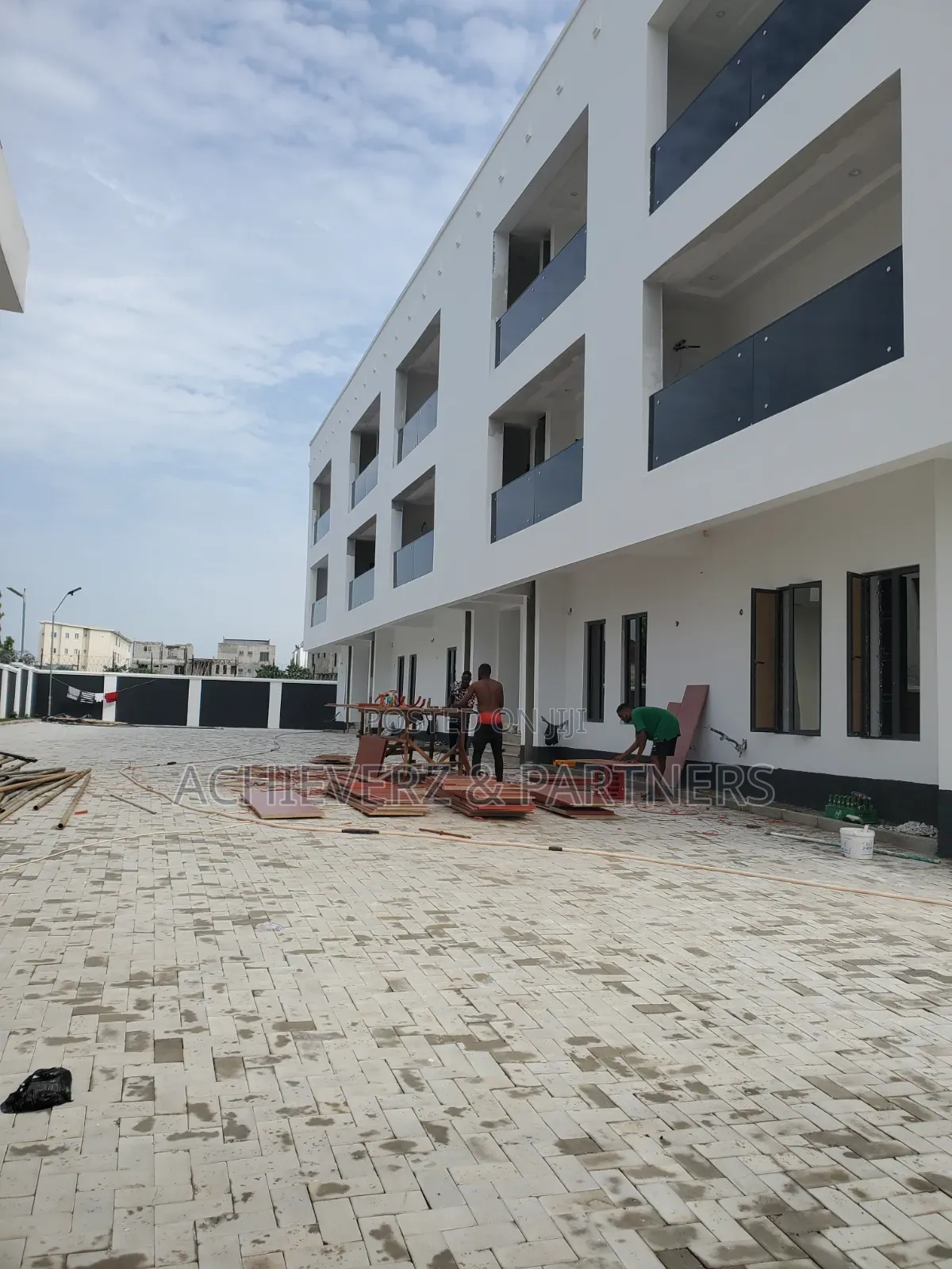 4bdrm Duplex in Jahi for sale in Jahi