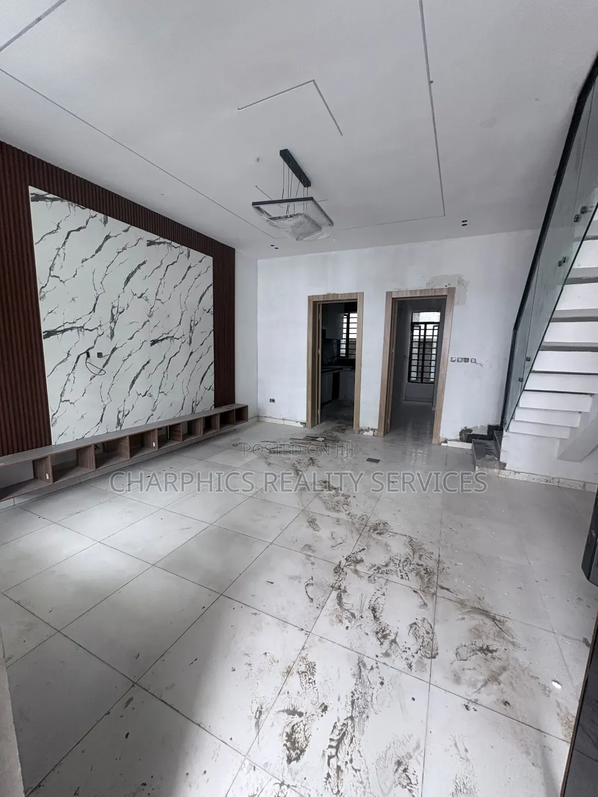 3bdrm Duplex in Ikota for sale in Ikota