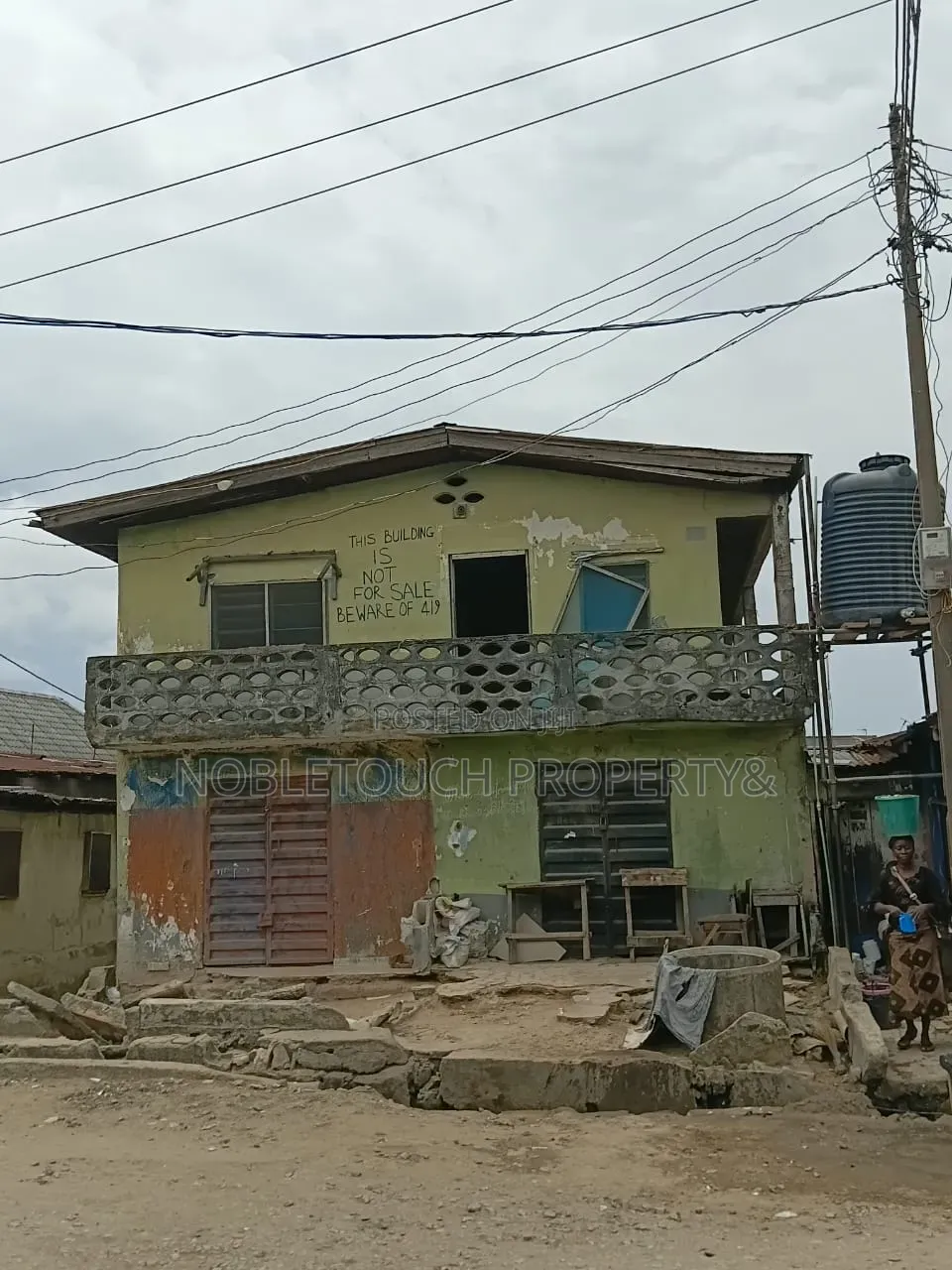 3bdrm Block of Flats in Maza-Maza Mile 2,, Abule Ado for sale in Abule Ado