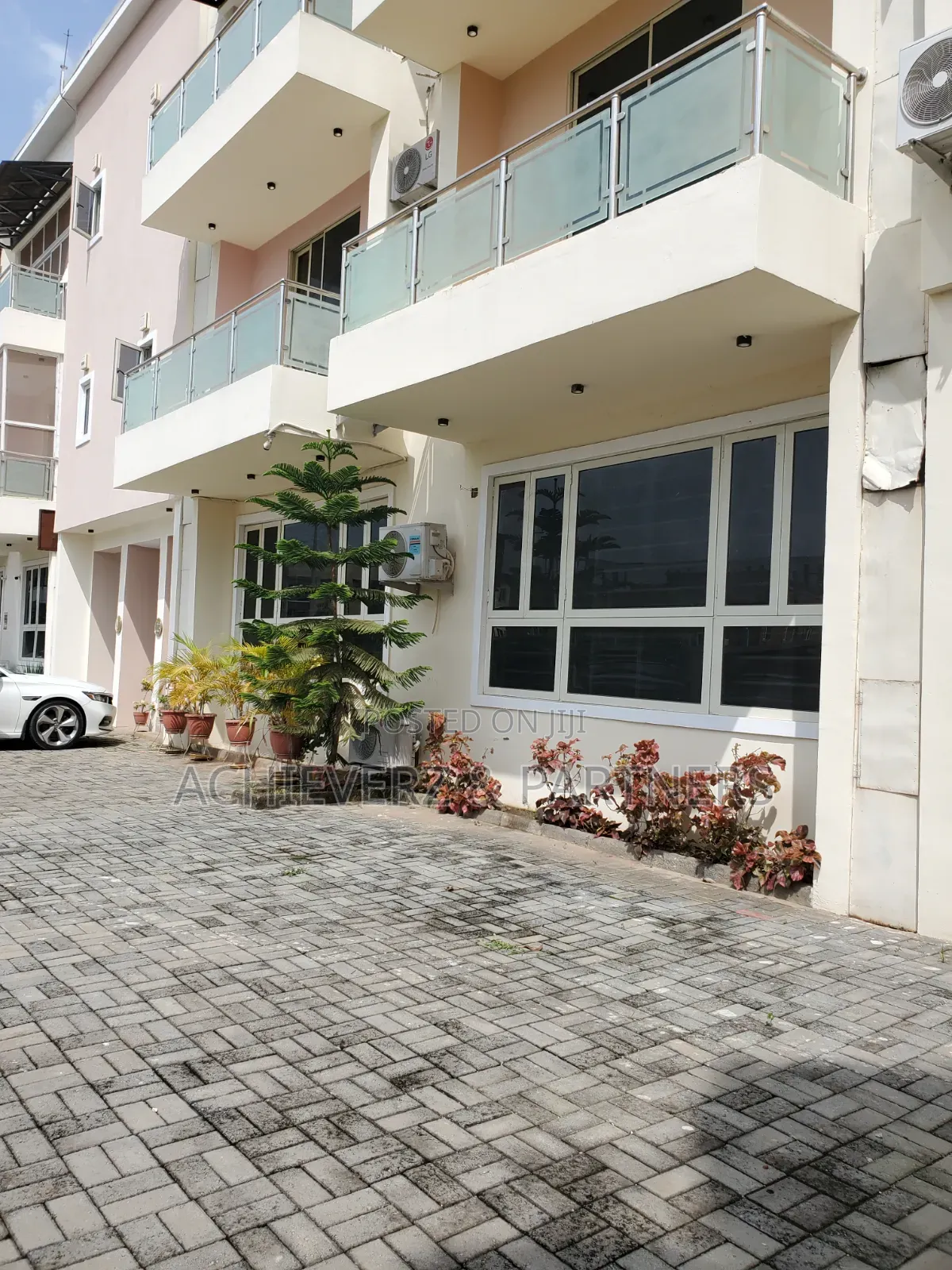 4bdrm Duplex in Jahi for sale in Jahi