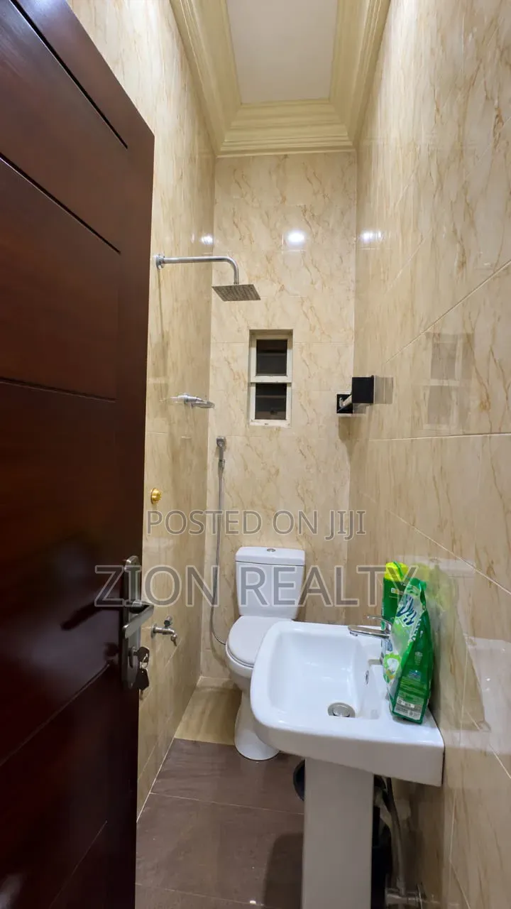 Mini Flat in Ogunfayo, Awoyaya for rent in Awoyaya