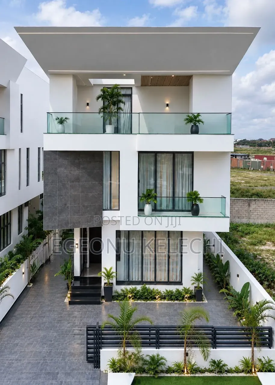 5bdrm Duplex in Osapa london for sale in Osapa london