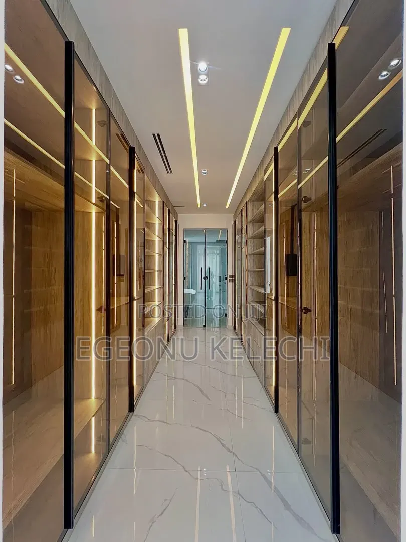 5bdrm Duplex in Osapa london for sale in Osapa london