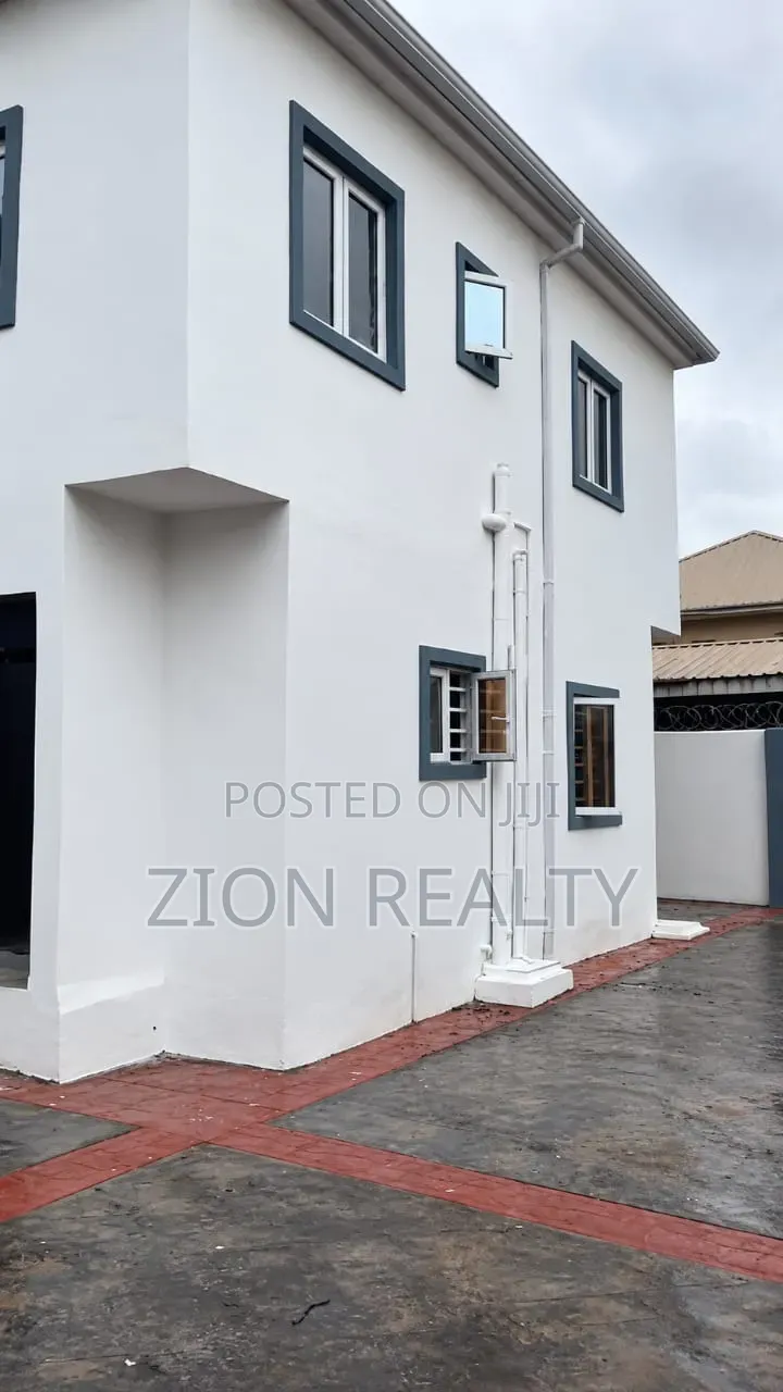 2bdrm Apartment in Awoyaya for rent in Awoyaya