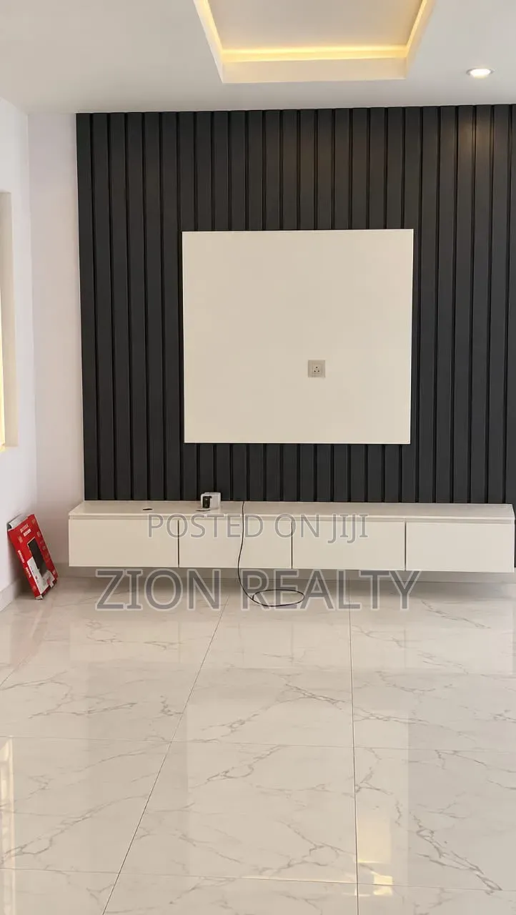 2bdrm Apartment in Awoyaya for rent in Awoyaya