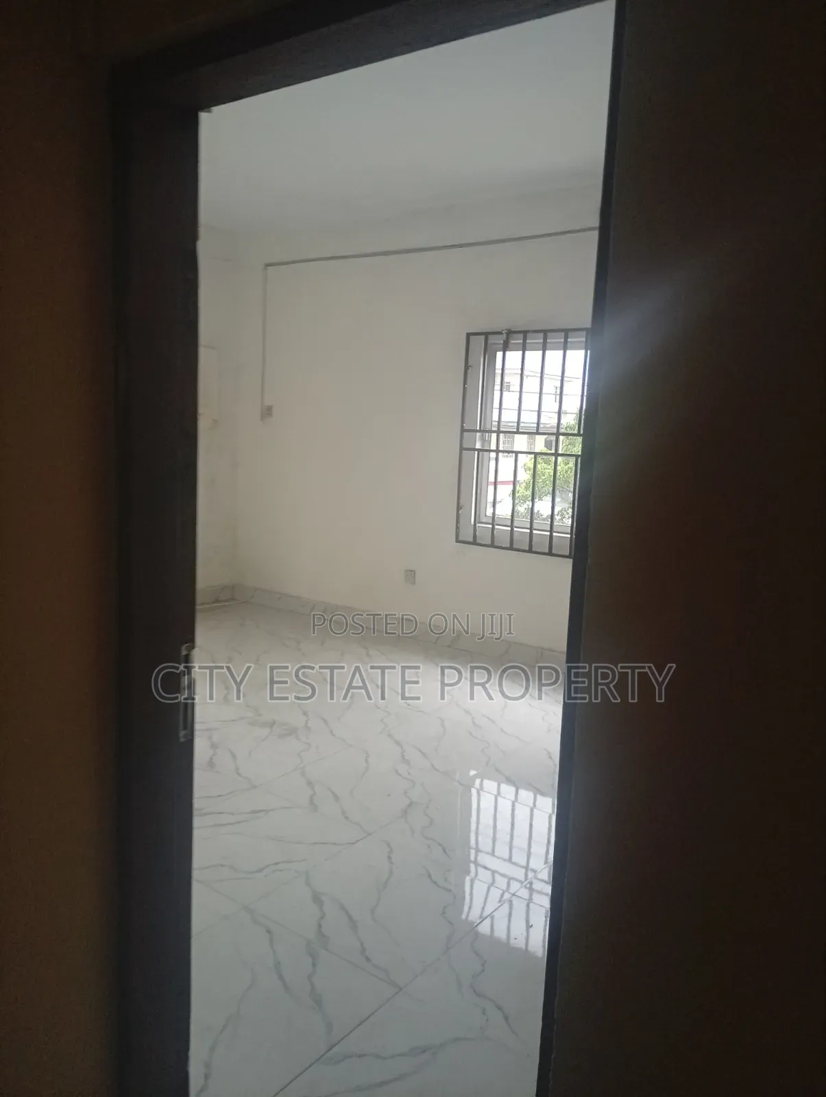 Standard 3 Bedroom Flat Office Space for Rent in Portharcourt in Rumuola