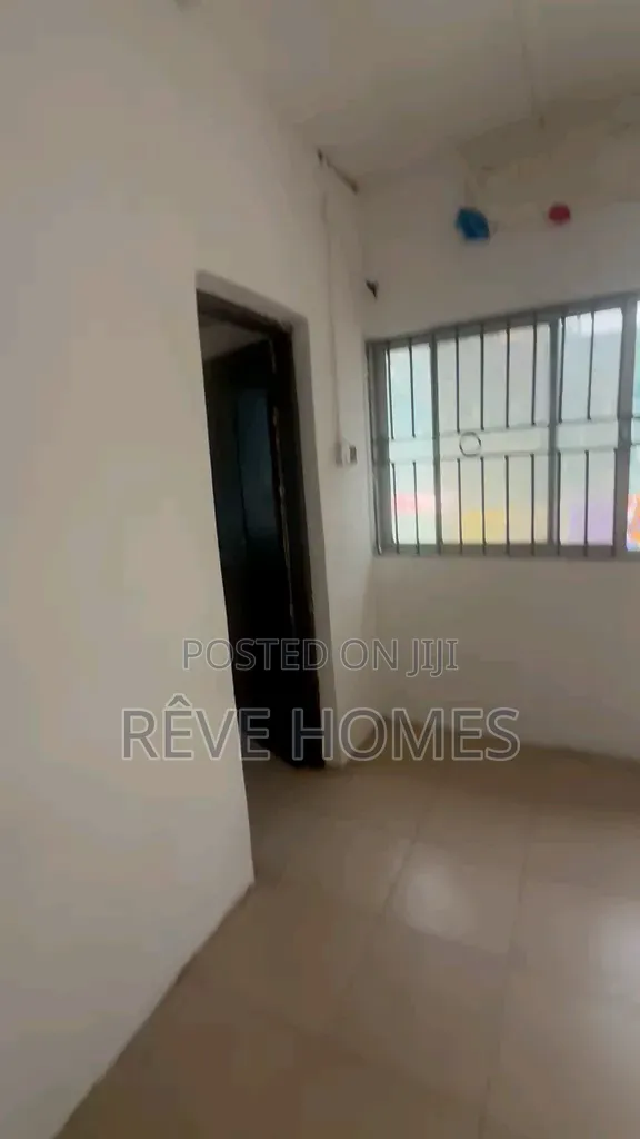 Mini Flat in Soluyi for rent in Soluyi
