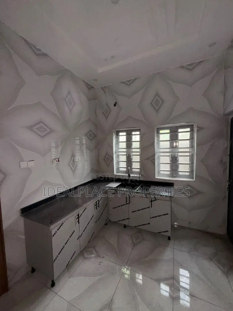 4bdrm Duplex in Abule Egba for sale in Abule Egba