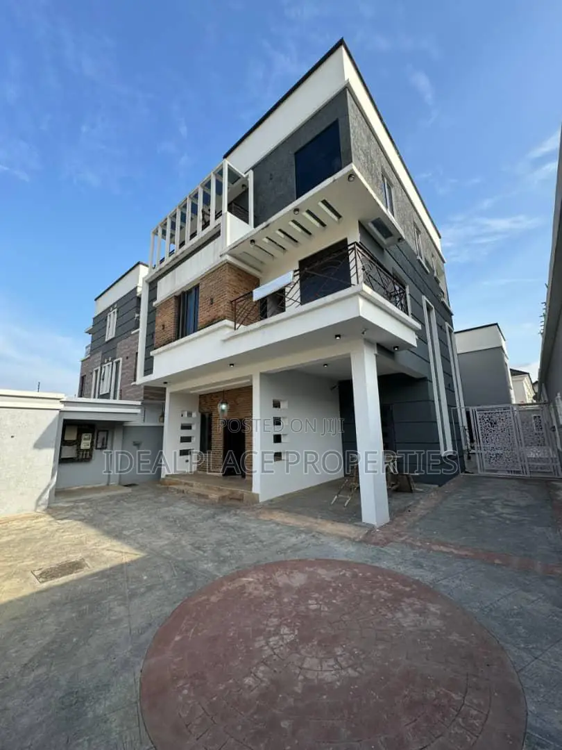 5bdrm House in Omole Phase 1 for sale in Omole Phase 1