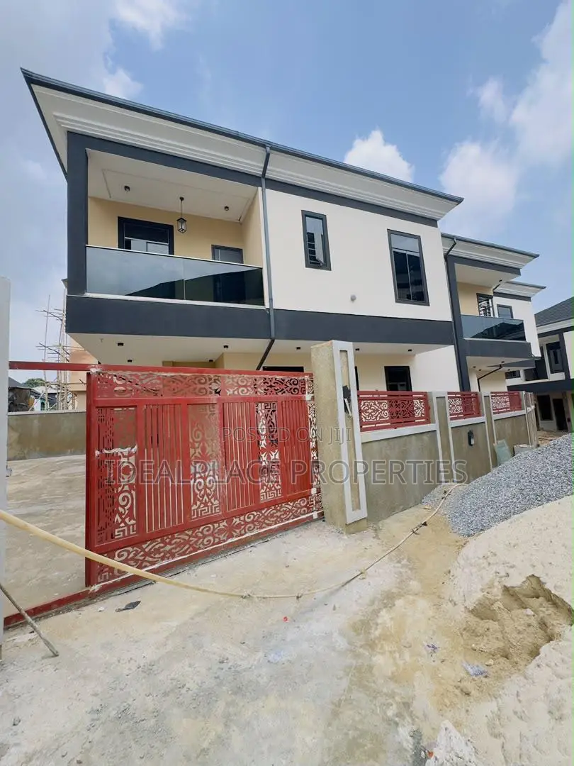 5bdrm Duplex in Omole Phase 1 for sale in Omole Phase 1